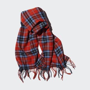 Heattech Scarf $9.90 (Was $29.90) + $7.95 Delivery ($0 C&C/ in-Store/ $75 Order)